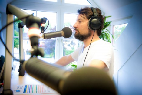 Synchronsprecher Schule Schweiz